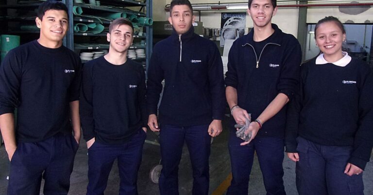 schoolarship argentina thumbnail 5da413fb