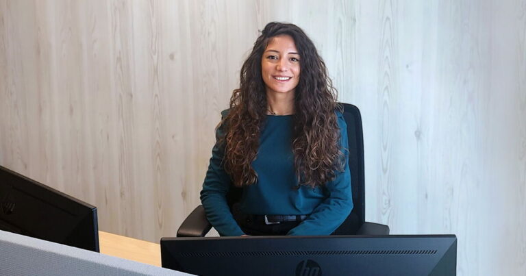 women r+d thumbnail 68a51ddf