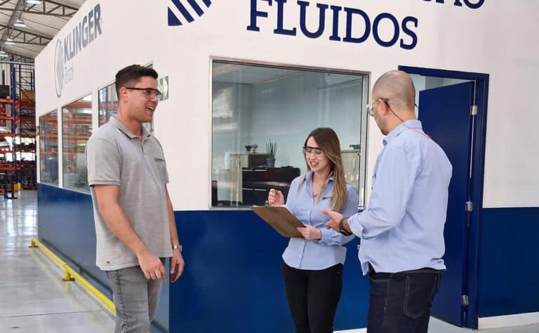 female engineering gears of growth viviani araujo thumbnail