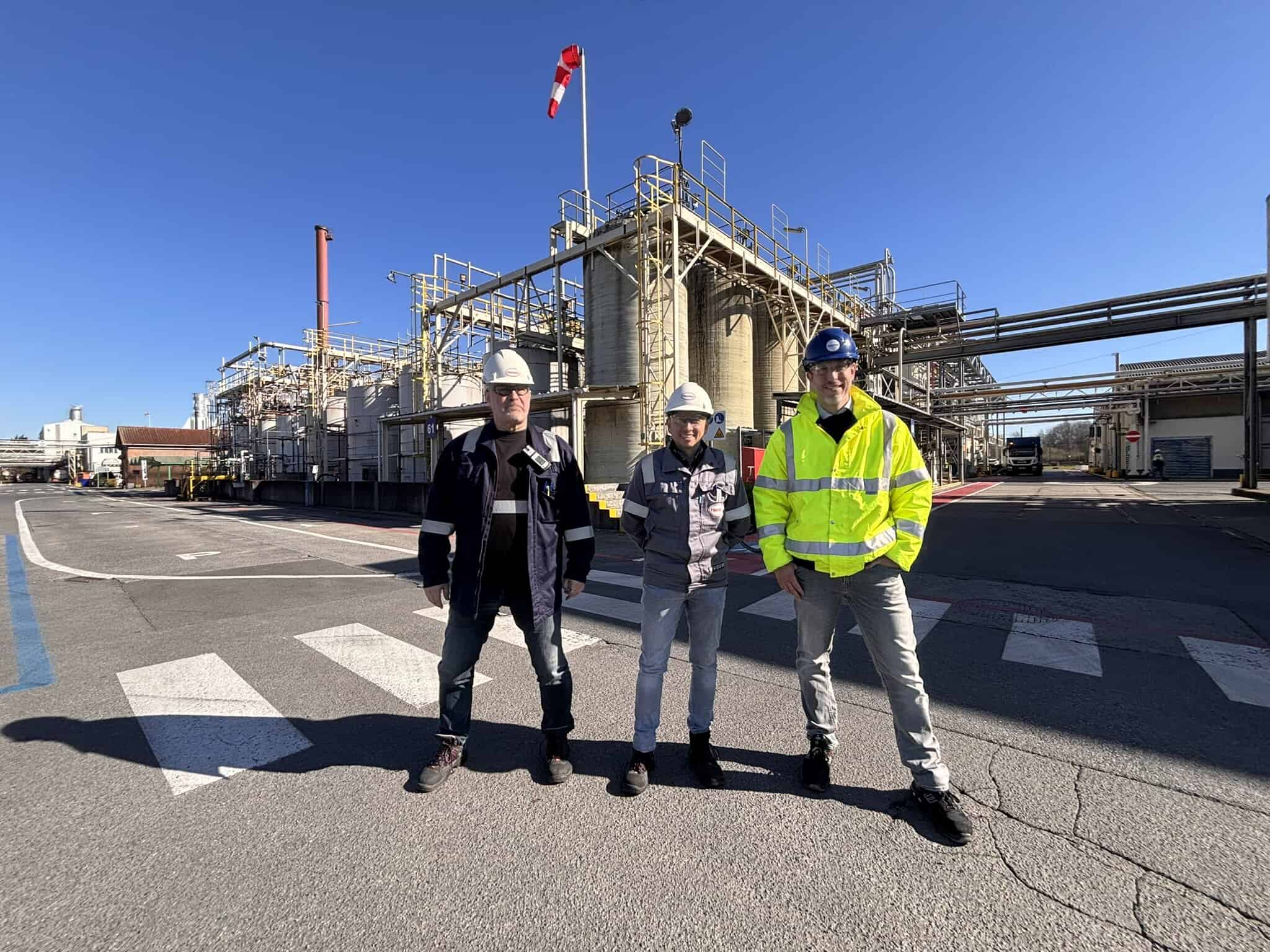 How a new Self-Cleaning Filtration System is optimizing Adhesive Manufacturing at Henkel