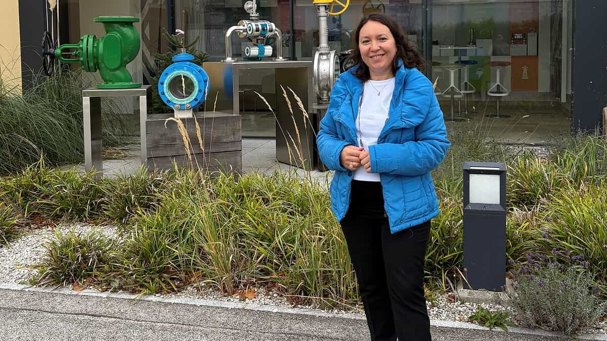 klinger turkey female engineering building customer trust bediha tezcan